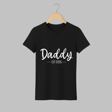 Daddy EST 2025 T-shirt | Custom Family T-shirt for the New Dad - BLACK - S (Chest 19")