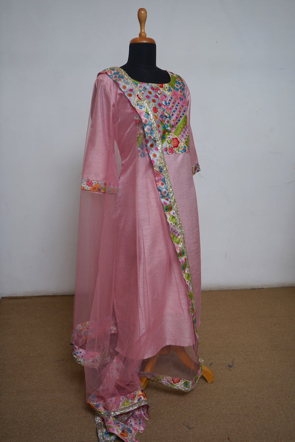 Baby Pink Raw Silk With Zari Embroidery Mom Kurta Set