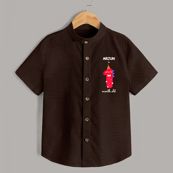 Milestone Shirt for 1st Month | Soft Cotton Personalized Shirt | Unisex Design - CHOCOLATE BROWN - 0 - 6 Months Old (Chest 23")
