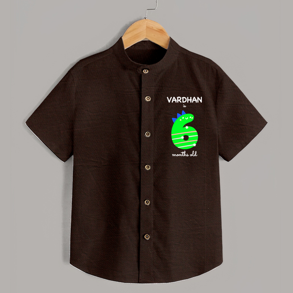 Milestone Shirt for 6th Month | Soft Cotton Personalized Shirt | Unisex Design - CHOCOLATE BROWN - 0 - 6 Months Old (Chest 23")