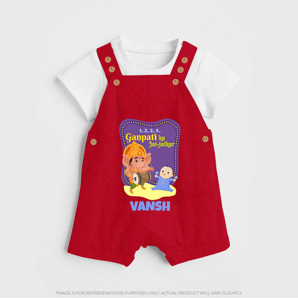 Ganpati Ka Jai-Jaikar Dungaree Set | Custom Baby Dungaree Set for Ganesha Festival - RED - 0 - 5 Months Old (Chest 18")