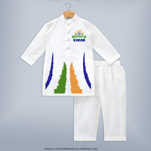Happy Independence Day Tricolour Skyline