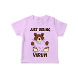 Just Vibing Bear – Personalised Kids T-Shirt - LILAC - 0-5 Months Old (Chest 17")