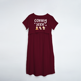 "Baby Coming Soon "- Comfort Fit Maternity Maxi Dress With Prints - MAROON - XS XS(Chest 32")