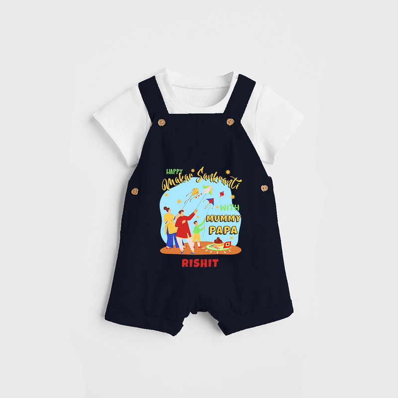 Happy Makar Sankranti With Mummy Papa - Customized Dungaree Set For Kids - NAVY BLUE - 0 - 5 Months Old (Chest 18")