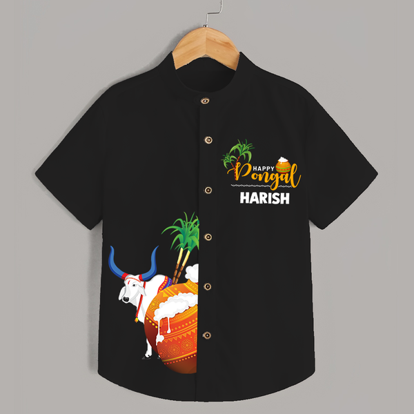 Happy Pongal Kids Shirt – Cow & Pongal Pot Illustration with Name Personalisation - BLACK - 0 - 6 Months Old (Chest 23")