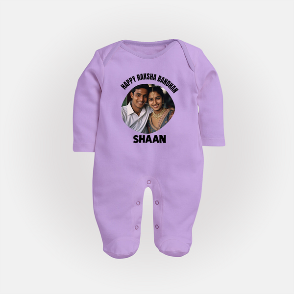 Happy Rakhi Cute Kids Print Fullbody Suit – boy-girl sitting and tying rakhi illustration. - LILAC - New Born (Chest 7.5")