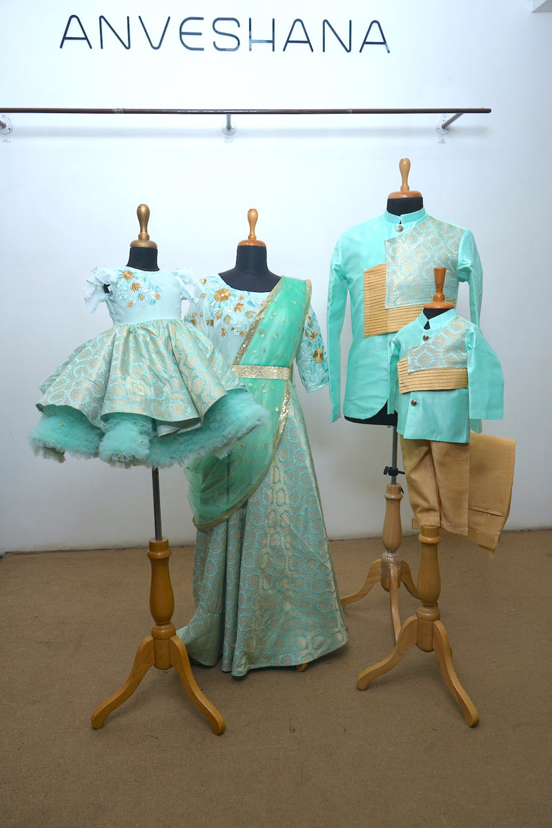 Mint Green & Gold Banarasi Family Ethnic Wear Set Anveshana Anveshana Clothing Mint Green & Gold Banarasi Family Ethnic Wear Set Anveshana Anveshana Clothing